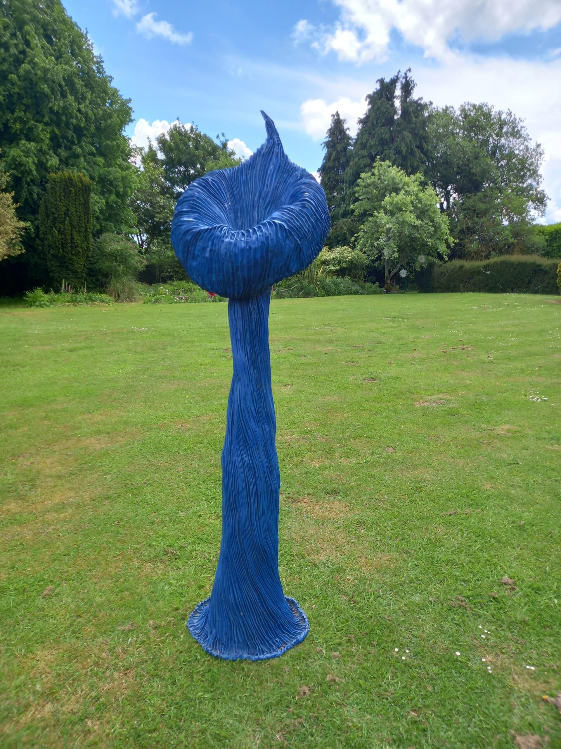 villosa blue by Sculptor Carole Andrews